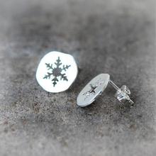 Daisies 10pc/lot Cutout Snowflake Earrings For Women Stud Earrings 2024 - buy cheap