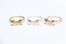 30 шт./лот модное кольцо Симпатичные Большие банты кольца галстук-бабочка три цвета на выбор для женщин 2024 - купить недорого