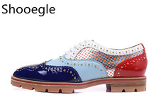 Zapatos de Patchwork para hombre, mocasines antideslizantes con tachuelas de varios colores, informales, en rojo, azul, negro, verde 2024 - compra barato