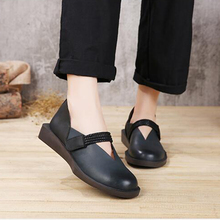 2018 Leather Shoes Women Flats Cow Leather Round Toes Mixed Color Handmade Retro Woman Loafers 2024 - buy cheap