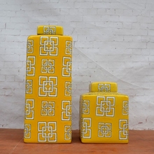 Tao Caicai ceramic jewelry ornaments trade southeast wind yellow porcelain relief square cans of soft decoration 2024 - buy cheap