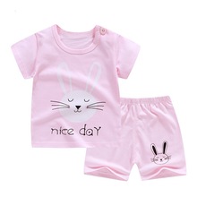 Комплект летней детской одежды с милым мультяшным Кроликом, Розовая Одежда для маленьких девочек, Детский комплект с футболкой с коротким рукавом, костюм для новорожденных мальчиков 2024 - купить недорого