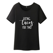 Comendo tacos para duas camisetas engraçadas, camiseta feminina de algodão, gola redonda, manga curta, preto e branco, camisetas soltas 2024 - compre barato