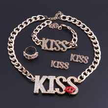 Oeoeos moda pingentes conjuntos de jóias para mulher adorável beijo vermelho lábios cor de ouro colar conjuntos de jóias de moda 2024 - compre barato