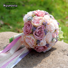 Kyunovia conjunto de buquê de casamento, buquê de pregas e pulso flor, broche corsage, buquê de noivas, damas de honra, decoração de casamento d81 2024 - compre barato