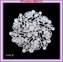Wholesale price!!(60pc/lot)Silver tone clear crystal rhinestone Nice flower Pin brooches for wedding invitation,party,gift.etc 2024 - buy cheap