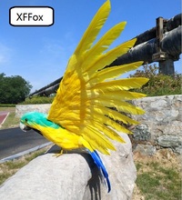 Asas de simulação de espuma e penas, grande vida real greeng & amarelo modelo de papagaio, presente de aves sobre 45x60cm xf0234 2024 - compre barato