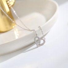 Простой кулон в виде сердца, Корейская короткая цепочка для ключицы, серебро 925 пробы, темпераментное женское ожерелье, SNE317 2024 - купить недорого