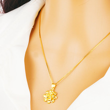 Colgantes y collares de flores de oro de 24K para mujer, moda japonesa y coreana, 20x28mm, colgantes con dijes, envío gratis sin cadena 2024 - compra barato