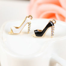Мини-заказ 20 шт. модная женская обувь с открытым носком на высоких каблуках Diy Браслет Подвески масляные капли металлический сплав эмаль мультяшный металлический Шарм 2024 - купить недорого
