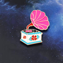 Cute Pink Retro Gramophone Brooch Enamel Pin Lapel Pin Collar Backpack Badge Fashion Music Lover And Children Gifts 2024 - buy cheap