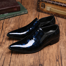 Azul/preto dos homens de Couro de Patente Brilhante Sapatos de Couro Vestido de Negócios Shoes Slip-on Sapatos de Festa de Casamento 2024 - compre barato