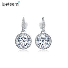 LUOTEEMI Nueva Moda Clásica Accesorios Oído Stud Pendientes para Niñas Luminoso Ronda CZ Oro Blanco Multicolor Joyería para Wemon 2024 - compra barato