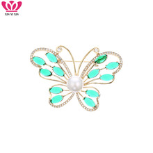 Green Pearl Butterfly Women Pin Brooch Clear Glass Gold Cute Animal Brooch Bohemia Style Dress Suit Accessories Christmas Gift 2024 - buy cheap