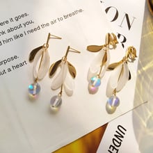 Pendientes largos de perlas para mujer, aretes sin perforación, con borlas de Metal, hilo, bola de cristal, pétalos de flores de resina 2024 - compra barato