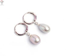 Pendientes de joyería para mujer, pendientes redondos ovalados brillantes de 8-10mm, gris claro, perla de agua dulce natural 2024 - compra barato
