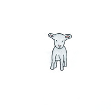 Белая брошь с овцой и животными из мультфильмов, эмалированная женская сумка со значком 2024 - купить недорого