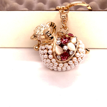 Hot sale pearl crystal enamel sheep/goat keychain/2017 fashion jewelry/chaveiro/llaveros/strass/birthday gift/souvenirs/trinket 2024 - buy cheap