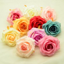 100 pçs 8cm flores artificiais natal casa decoração do casamento acessórios diy casa produtos presentes caixa de plástico falso rosas de seda 2024 - compre barato