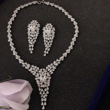 Комплект свадебных украшений для невесты, ожерелье и серьги из белого золота с фианитами, 2017 2024 - купить недорого