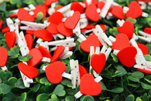 ANGRLY 50PCS/Lot Party Mini Romantic Loving Heart Shape Wood Clips Handicrafts Photos Papers Clothes Pegs Wedding Decoration 2024 - buy cheap