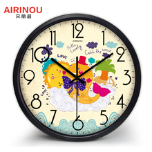 Настенные часы Airinou с изображением летних рыбок в китайском стиле, домашний декор для детской комнаты, стеклянные бесшумные кварцевые часы, новый дизайн 2024 - купить недорого