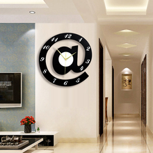 Reloj de pared nórdico relojes de diseño moderno para decoración del hogar símbolo creativo de personalidad Mute Reloj de pared de sala de estar de dormitorio de moda 2024 - compra barato