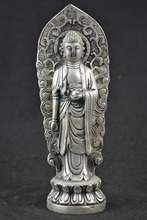 Estatua de Buddha Amitabha de Shakyamuni de flor de loto con soporte de plata tibetana 2024 - compra barato