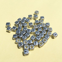 Novidade cubo acrílico cor prata russa contas de letras 6*6mm 3000 cubo de plástico quadrado big hole pulseira inicial 2024 - compre barato