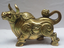 Metal crafts Home Decoration Chinese brass Carved Bull Sculpture /Metal Ox Statue 2024 - buy cheap