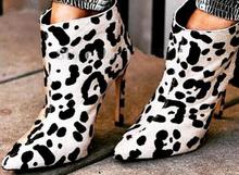 Botines de tacón alto con estampado de leopardo para mujer, botas puntiagudas, puntiagudas, cremallera trasera, punk, para primavera 2024 - compra barato