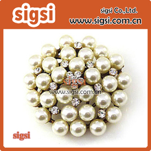 wholesale acrylic rhinestone pearl brooch pin for wedding invitation gift 2024 - buy cheap