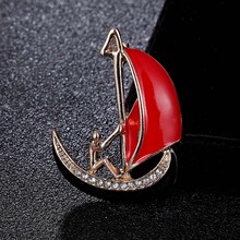 Zlxgirl broche de barco esmalte vermelho, joias para mulheres, roupas e acessórios, caixa de papelão, broche punk hijab 2024 - compre barato