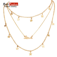 Женское бархатное ожерелье-чокер золотого цвета с подвеской в виде слов и звезд 2024 - купить недорого