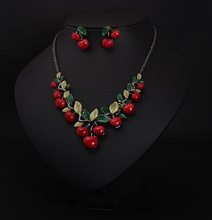 Conjunto de collar de cereza de fiesta para mujer, bonito regalo Retro, Color rojo cereza, nuevo 2024 - compra barato