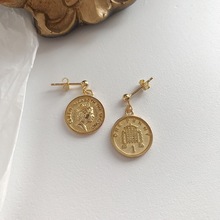 Pendiente de Plata de Ley 925 para mujer, Arete de gota corta con forma de luna, temperamento redondo, moneda de un centavos, joyería para el oído 2024 - compra barato