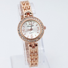 De las mujeres de la moda de pulsera reloj mujer relojes de pulsera de cristal Bling reloj analógico vestido de mujer de cuarzo reloj Montre Femme O86 2024 - compra barato