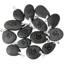 SUNYIK negro piedra grabada OM símbolo de Yoga hindú Sanación Reiki de chakras colgante collar 2024 - compra barato