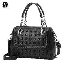 Yirenfang женская сумка 2018 Новая мода заклепки Сращивание роскошные сумки на плечо для женщин сумки через плечо женские сумки известных брендов 2024 - купить недорого