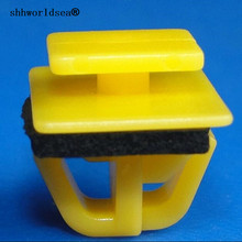 Shhworldsea rocker moulding clipe com sealer retentor clipe auto prendedor de plástico se encaixa 13.6mm buraco para hyundai 87758-35000 2024 - compre barato