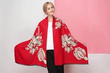 Chales y bufandas de Pashmina de cachemir de mujer de diseño euroamericano grueso abrigo cálido estampado de flores invierno mujer bufanda gruesa Manta 2024 - compra barato