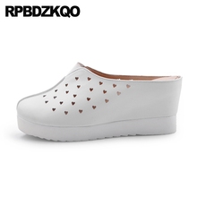 Zapatillas de punta cerrada para mujer, sandalias de plataforma con cuña de cuero genuino para playa, zapatos de diseñador de verano, tacones altos, blancos 2024 - compra barato