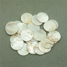 20 unids/lote 35 MM redondo blanco Natural Shell Beads Fit joyería pendiente hacer cuentas de concha suelta con agujero DIY joyería conclusiones 2024 - compra barato