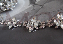1 yarda 2,5 cm de ancho Venta caliente de lujo de cristal transparente Cadena de diamantes de imitación apliques de vestido de novia vestido de costura 2024 - compra barato