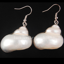 Free Shipping Fashion Jewelry Beautiful White Mother of pearl Shell Snail Earrings Pair C4232 2024 - buy cheap