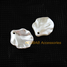 Fashion 45Pcs Pearl White Plastic Acrylic Leaves Charms Pendants 15x17mm 2024 - buy cheap