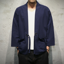 Новая мужская куртка-кимоно в японском стиле, Свободный кардиган из хлопка и льна, мужская повседневная однотонная ветровка с рукавом 3/4, модель 5XL 2024 - купить недорого