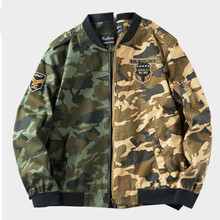 ¡Novedad de 2019! Chaquetas militares de camuflaje para invierno de tela vaquera para hombre, chaqueta Bomber de algodón para hombre de la Fuerza Aérea para otoño/primavera 2024 - compra barato