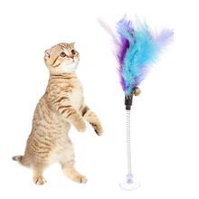 Игрушки для кошек перо палка Весенняя присоска для питомцев забавная Интерактивная палочка колокольчик 2024 - купить недорого