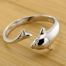 Wholesale 30% Silver Plated Fashion Dolphin Animal Ladies Finger Rings Jewelry Women Party Gift Never Fade Cheap 2024 - buy cheap